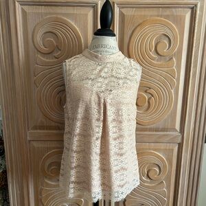 Elegant Lace Sleeveless Top Size XL